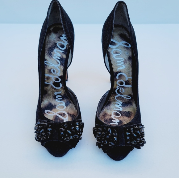 Sam Edelman Lorna Black Suede Size 10 Peep-Toe Pump with Jewel Encrusted Bow